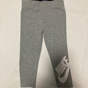 Nike toddler gray leggings in size 3T